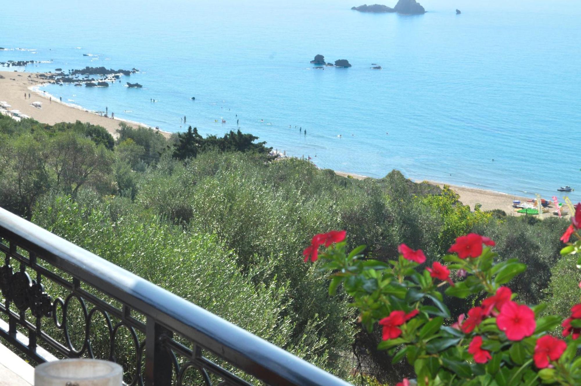 Luxury Loft Apartment With Pool - Pelekas Beach, Corfu Exterior foto